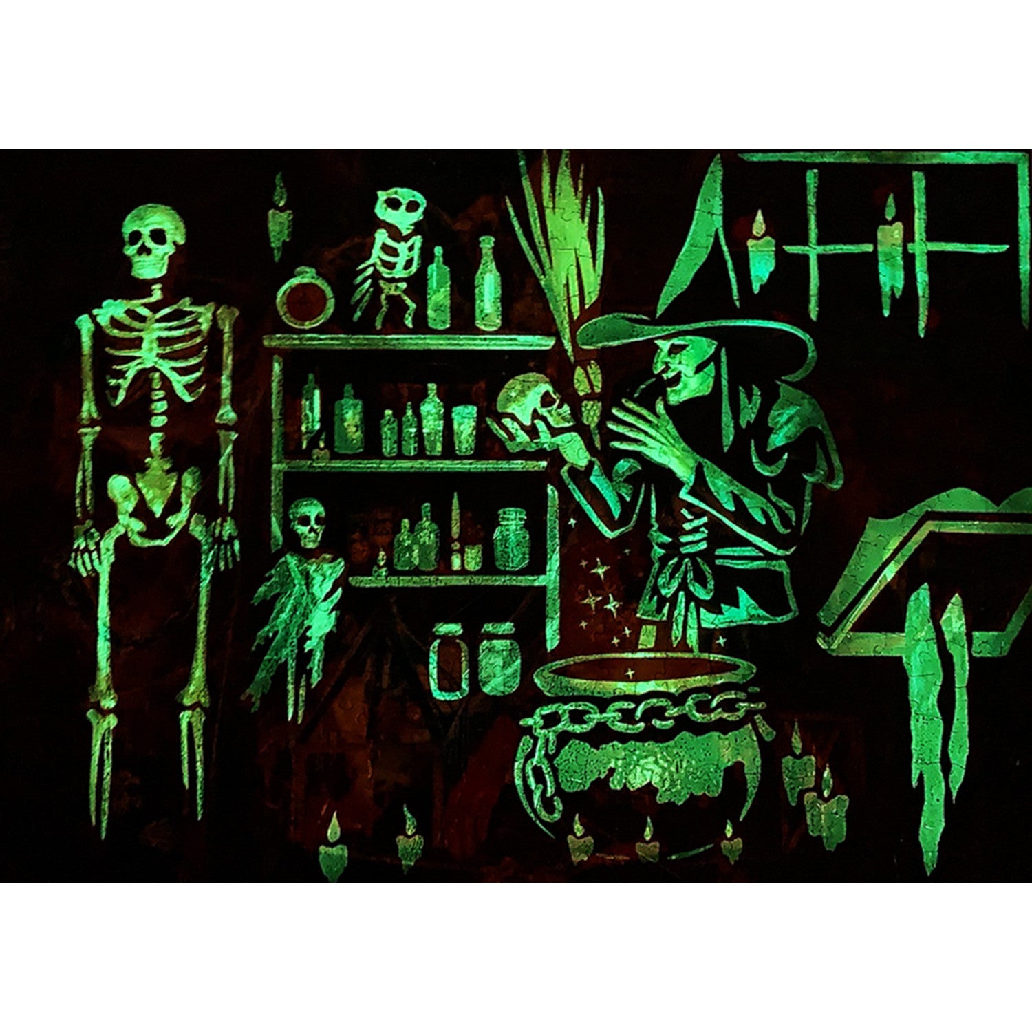 Glow in the Dark - On a Scary Night in October 500 Piece Jigsaw Puzzle